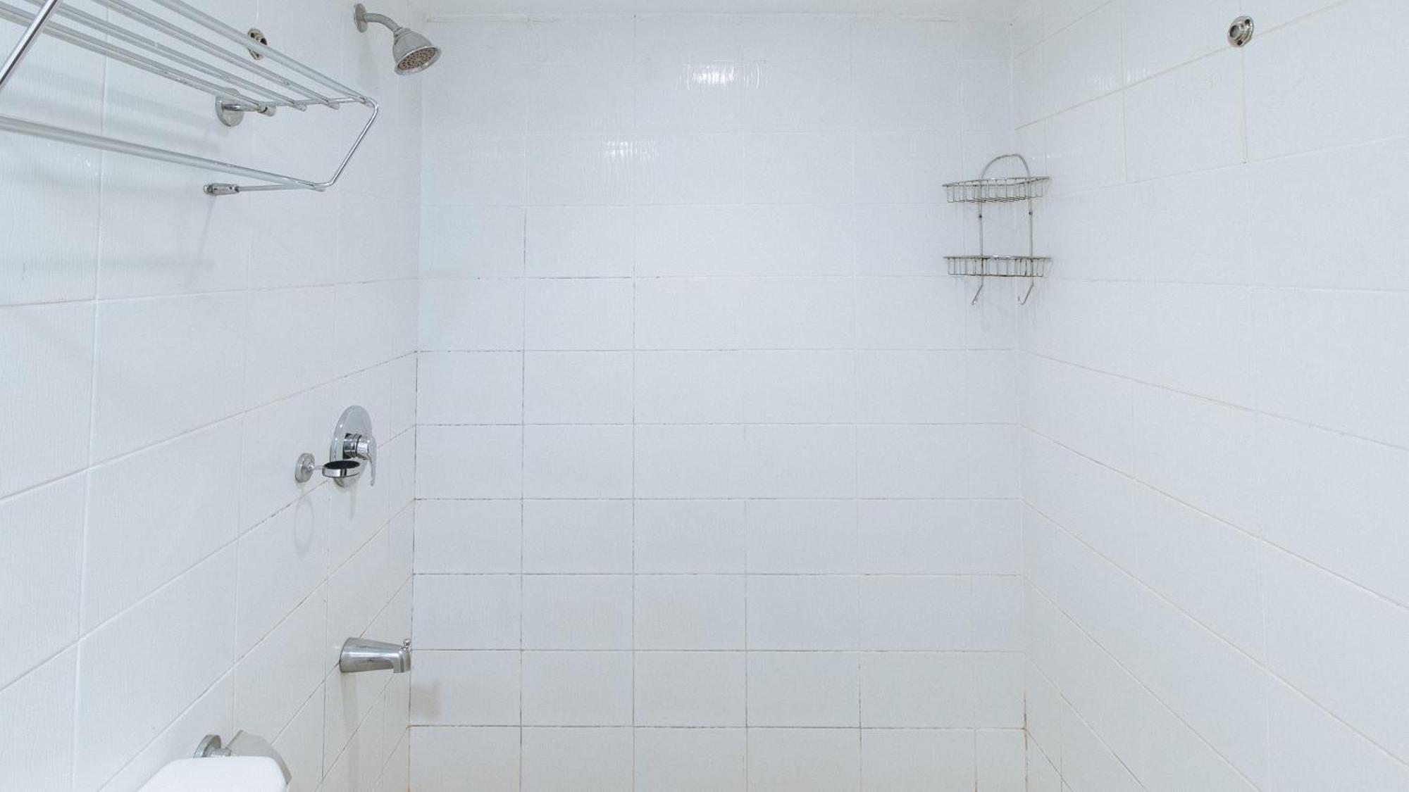Reddoorz At Dbuilders Rooms Bangkal Makati San Pedro Makati Eksteriør billede