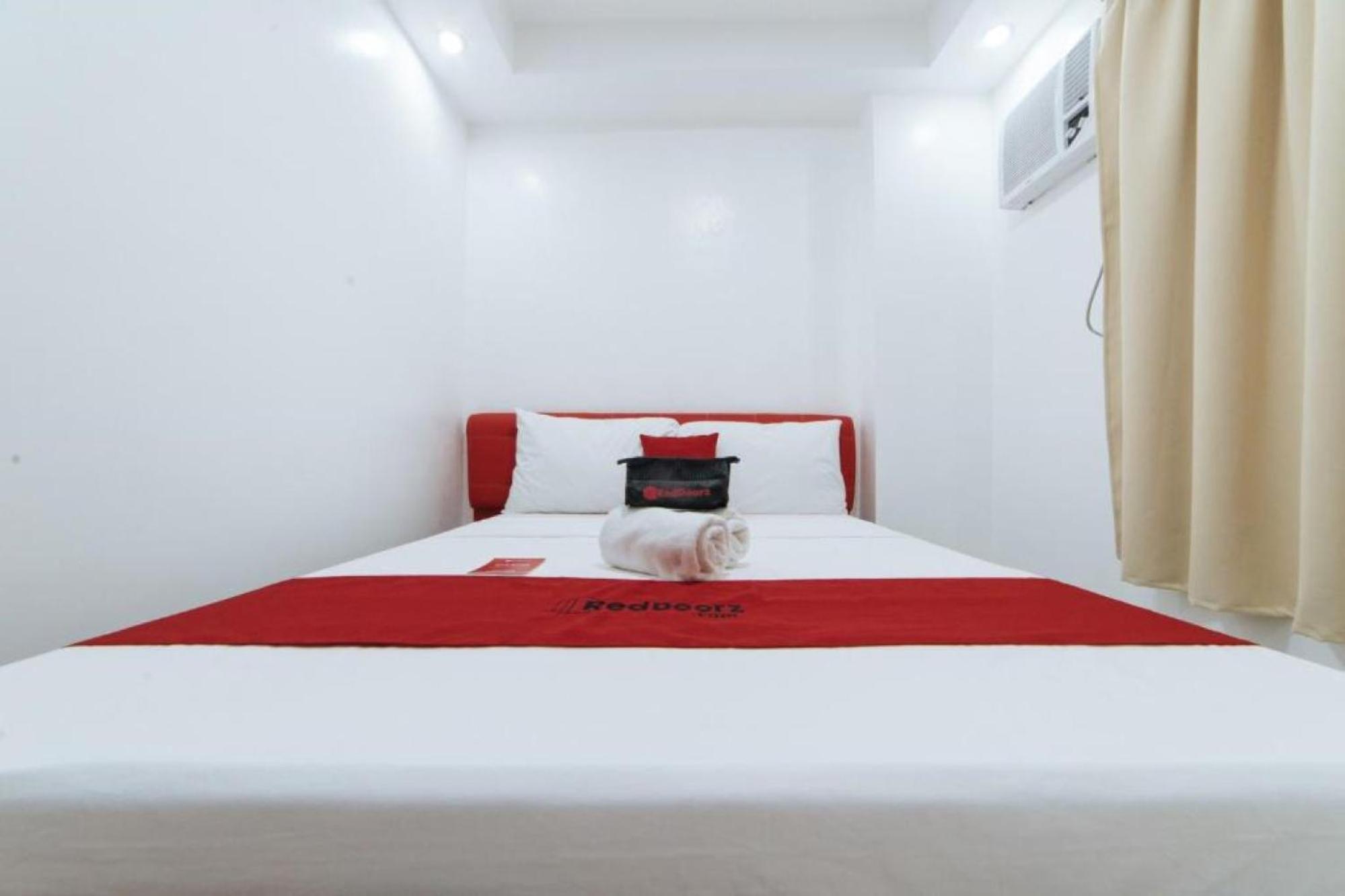 Reddoorz At Dbuilders Rooms Bangkal Makati San Pedro Makati Eksteriør billede