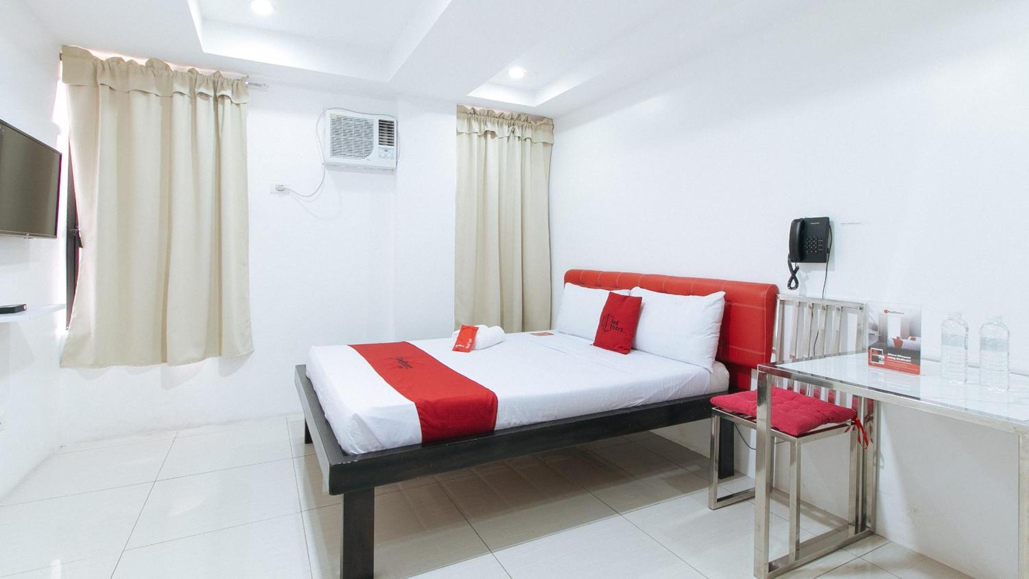 Reddoorz At Dbuilders Rooms Bangkal Makati San Pedro Makati Eksteriør billede