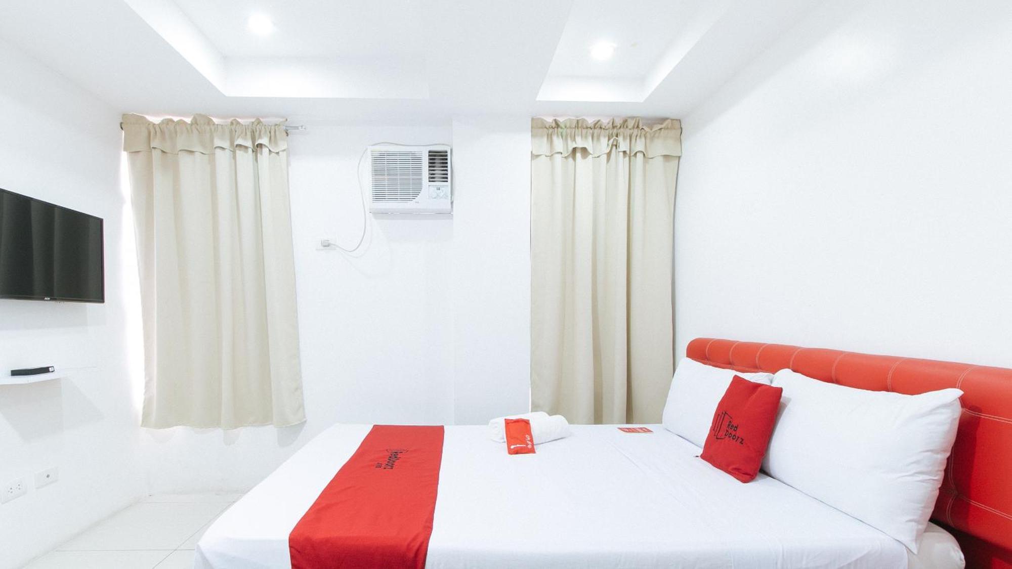 Reddoorz At Dbuilders Rooms Bangkal Makati San Pedro Makati Eksteriør billede