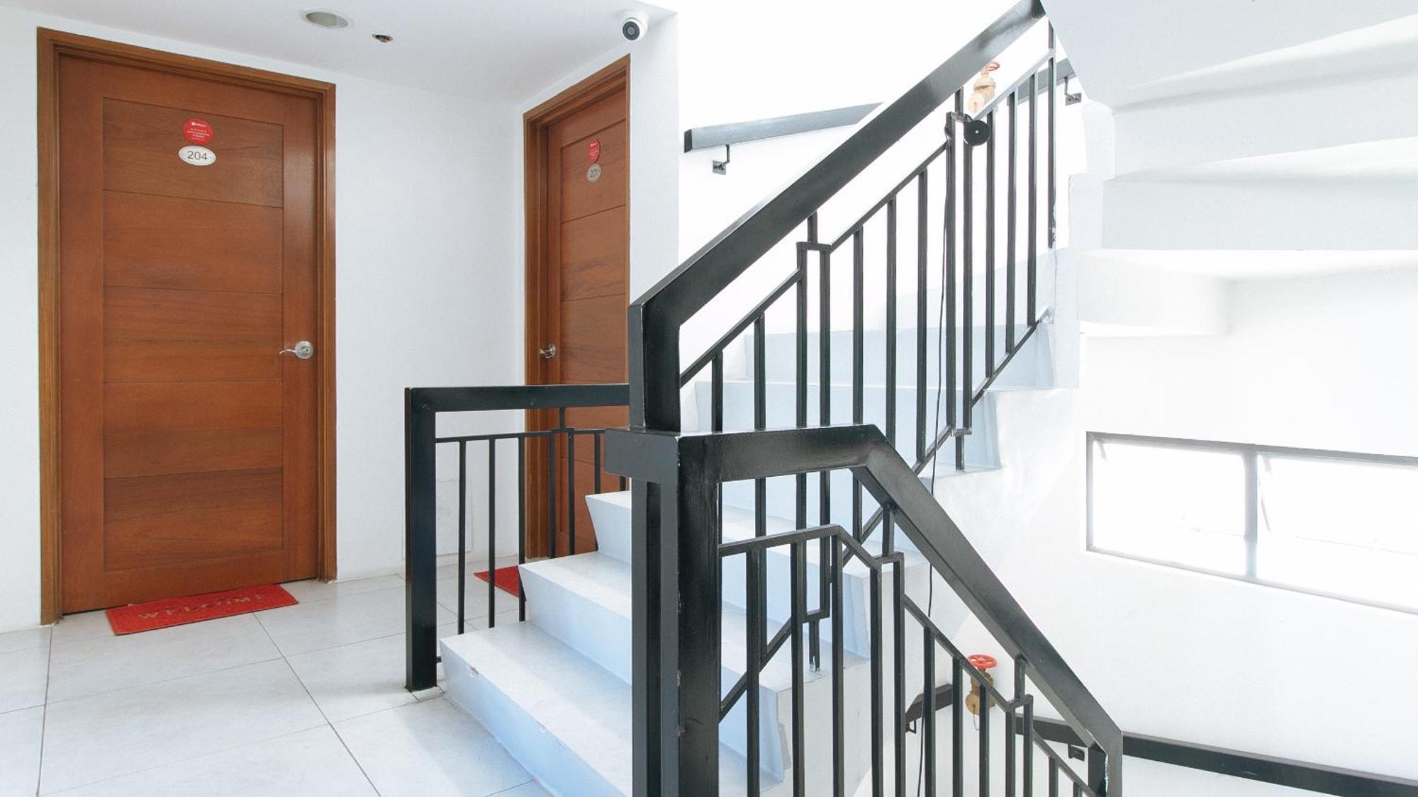 Reddoorz At Dbuilders Rooms Bangkal Makati San Pedro Makati Eksteriør billede